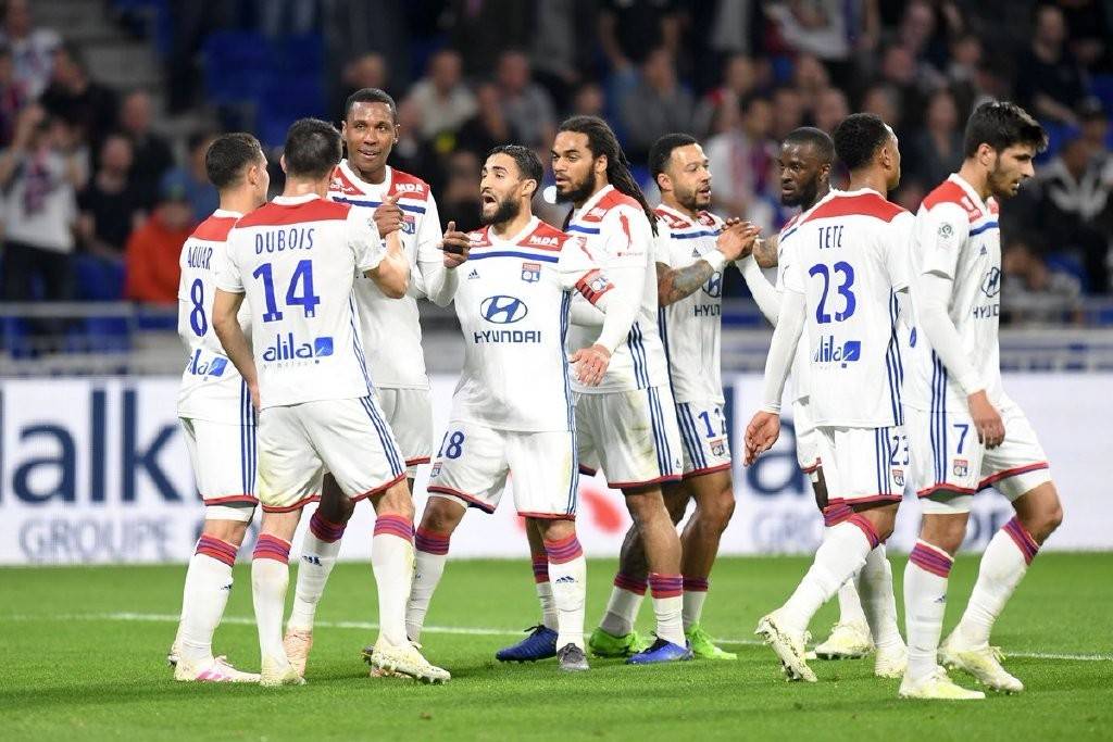 包含马赛主场大胜，主帅战术妙传带队获得轻松胜利的词条