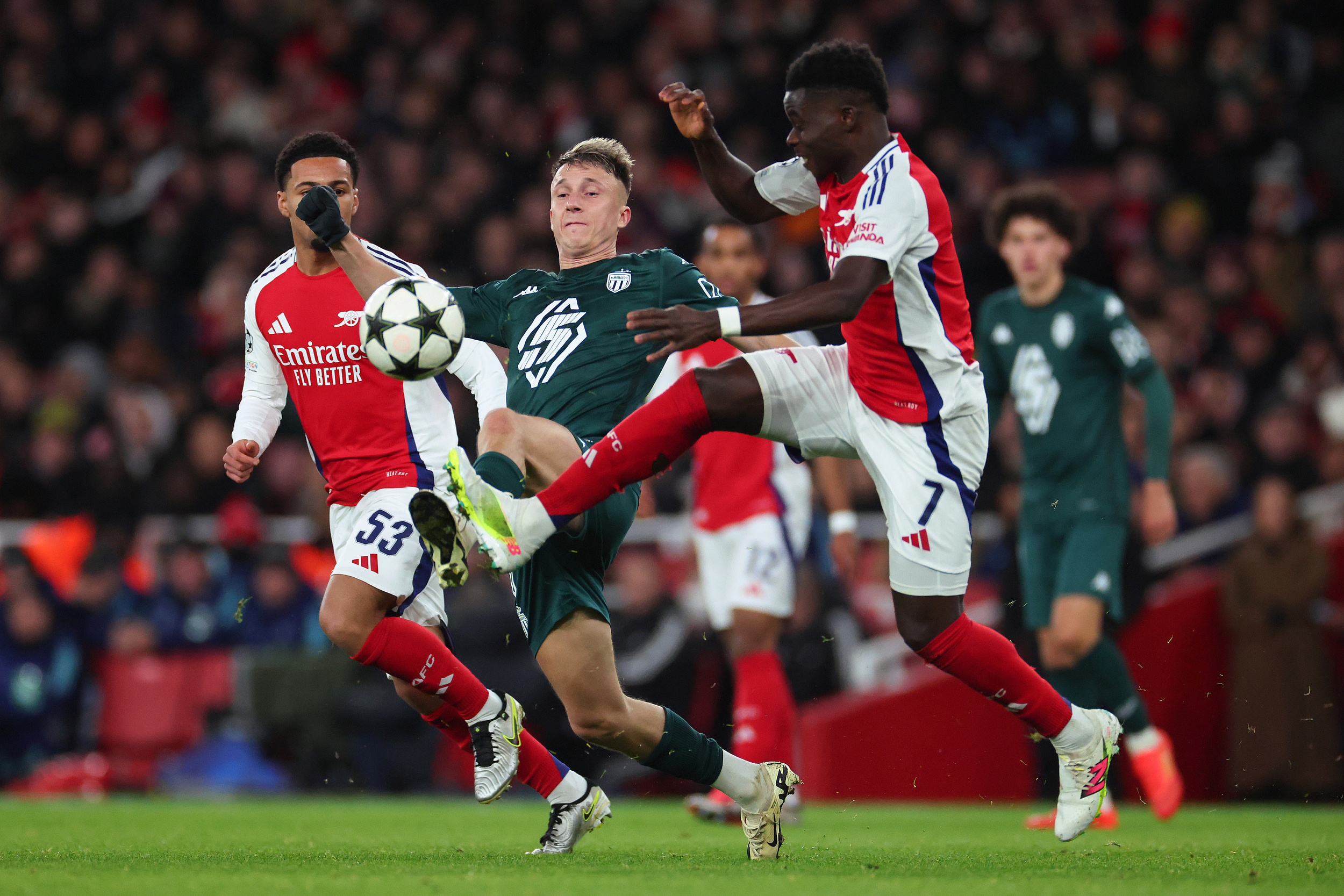 摩纳哥再战斗:主场胜利，保持积分榜前列的简单介绍