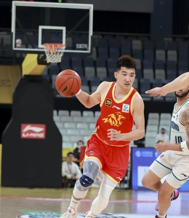 包含体育赛场风生水起，球员豪情万丈的词条