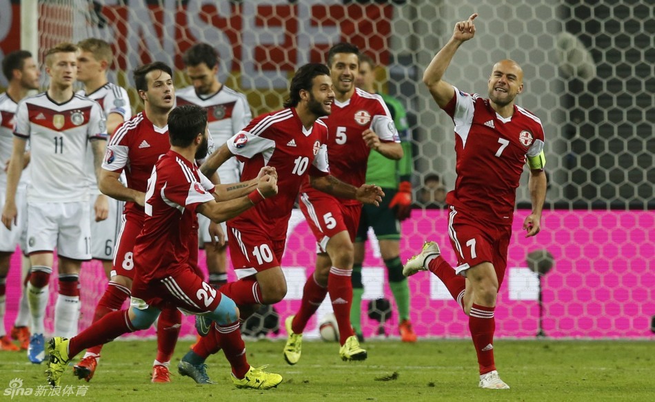 关于欧预赛焦点之战纵横捭阖，谁能最终夺魁的信息