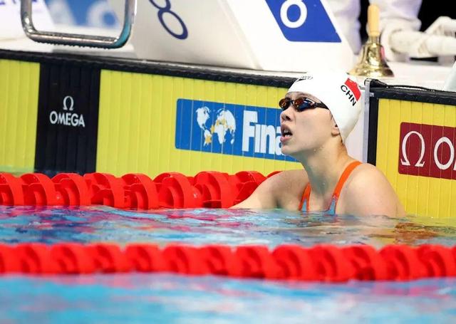 日本女子选手在游泳比赛中取得令人瞩目战绩