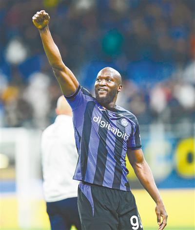 尤文主场胜出,成功晋级半决赛 尤文主场胜出,成功晋级半决赛