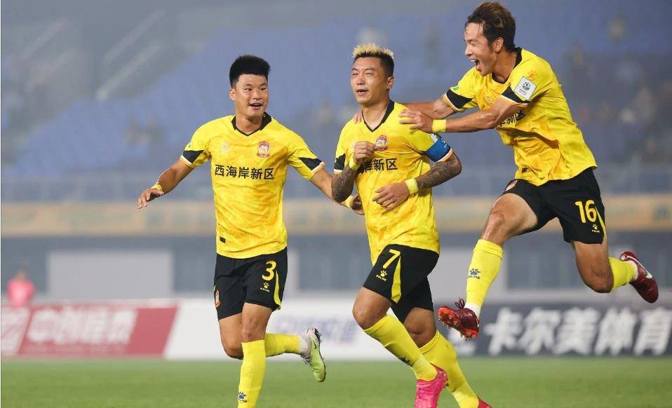 青岛遭遇连败，主帅急需改变策略的简单介绍