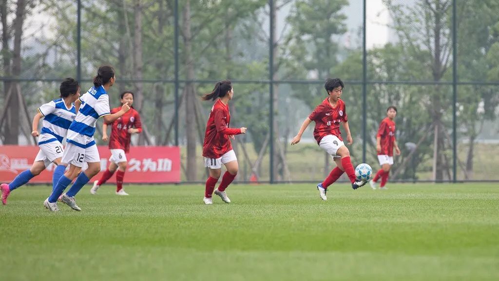 关于女足选手斩获进球，助力球队赢得胜利的信息