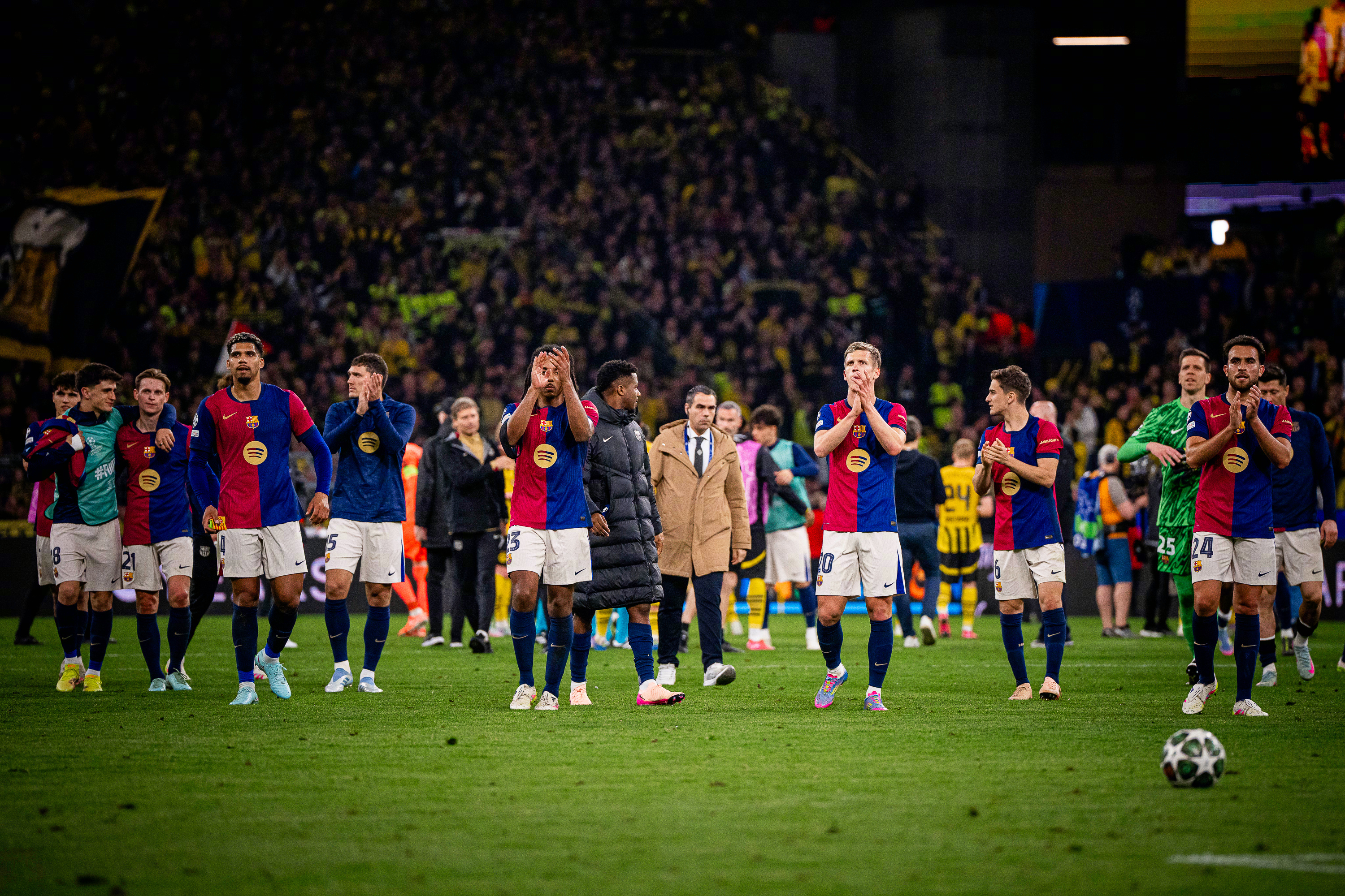 巴萨憾负拜仁，遭遇欧冠赛季止步