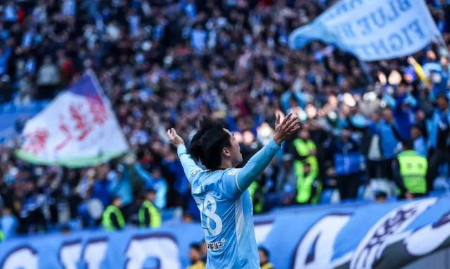 关于尼姆后卫连番神勇,帮助球队赢得关键胜利的信息 关于尼姆后卫连番神勇,帮助球队赢得关键胜利的信息