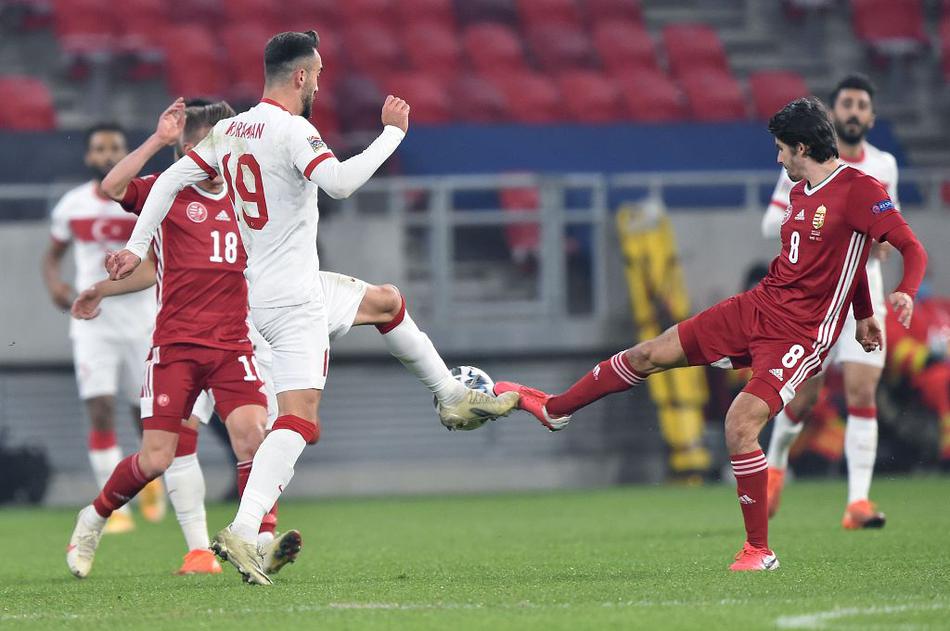 匈牙利国家队战胜对手获得晋级