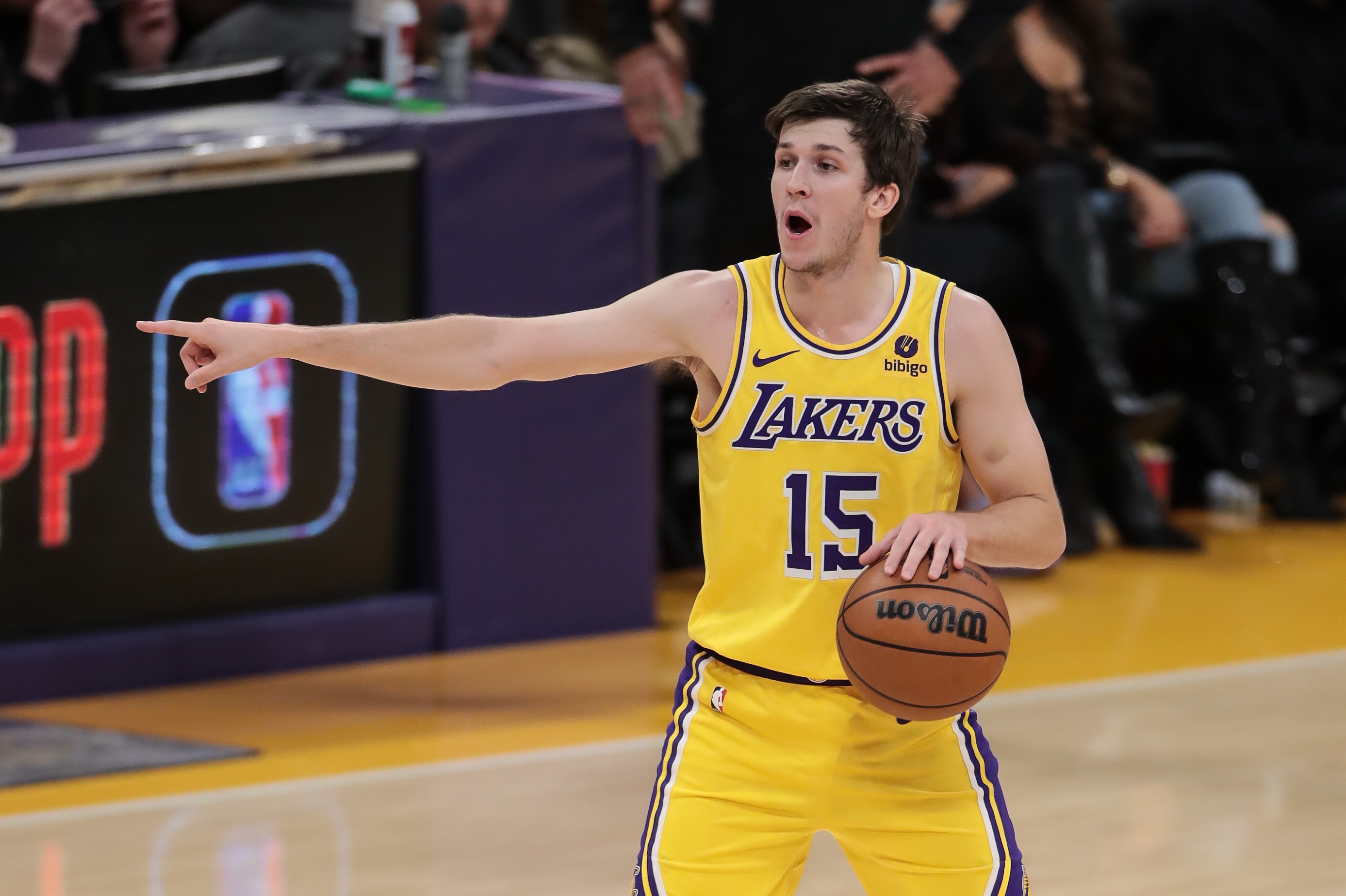 猛龙全队保持稳定发挥，高效率战胜对手