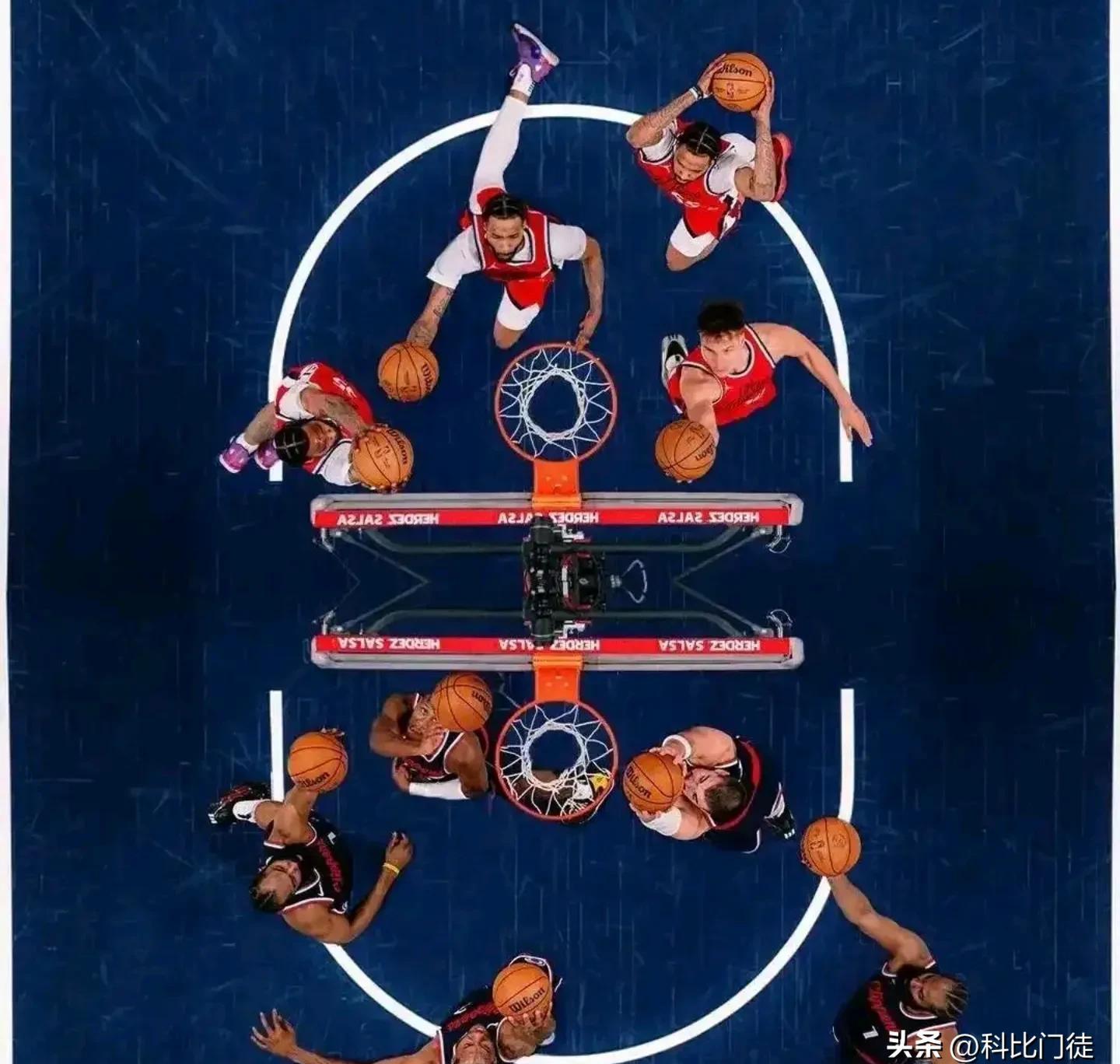 76人完胜勇士,伦纳德一己之力扛起全队 76人完胜勇士,伦纳德一己之力扛起全队