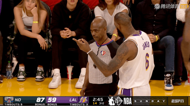 关于湖人惨败鹈鹕：莱昂纳德受伤提前下场的信息