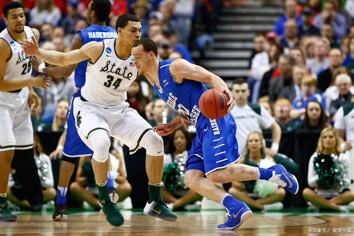 雄鹿大胜独行侠，继续保持不败