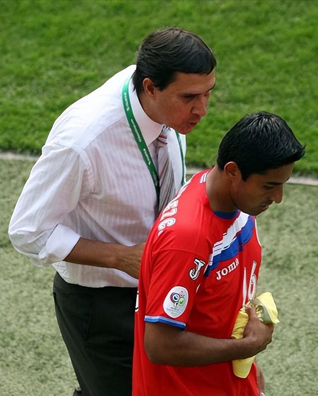 波兰逆转瑞典，布鲁诺·费尔南德斯关键制胜的简单介绍