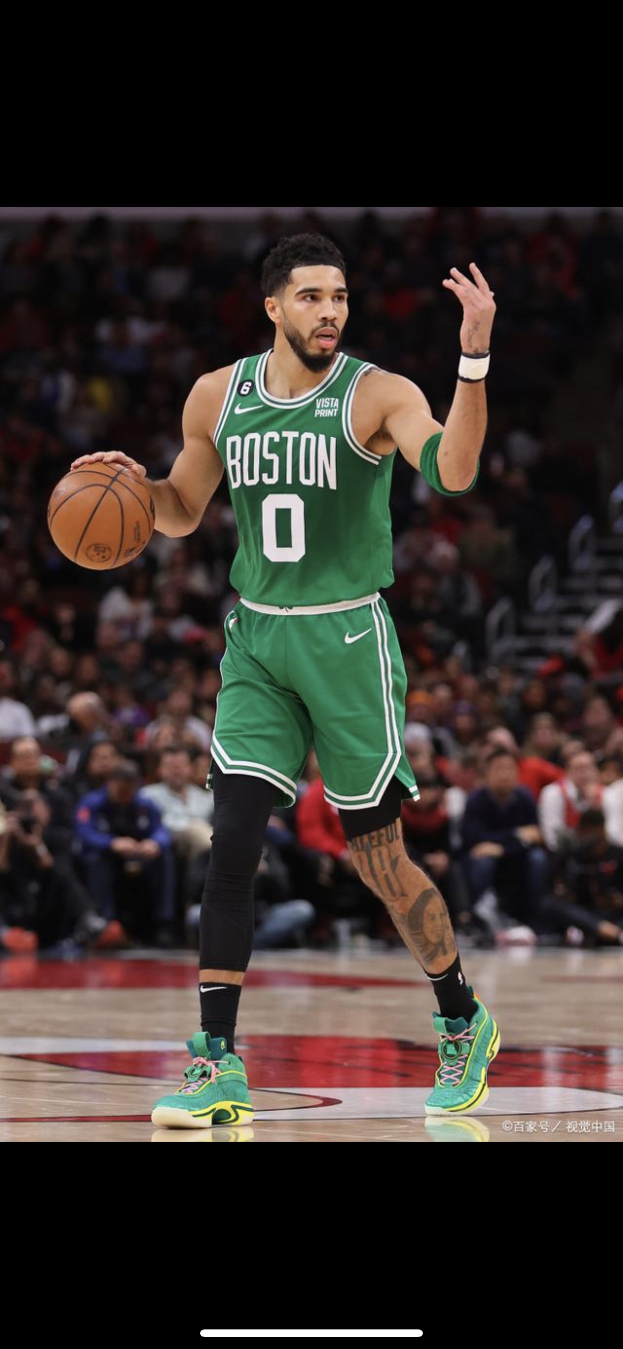 凯尔特人险胜美国男篮,塔图姆惊艳世界 凯尔特人险胜美国男篮,塔图姆惊艳世界