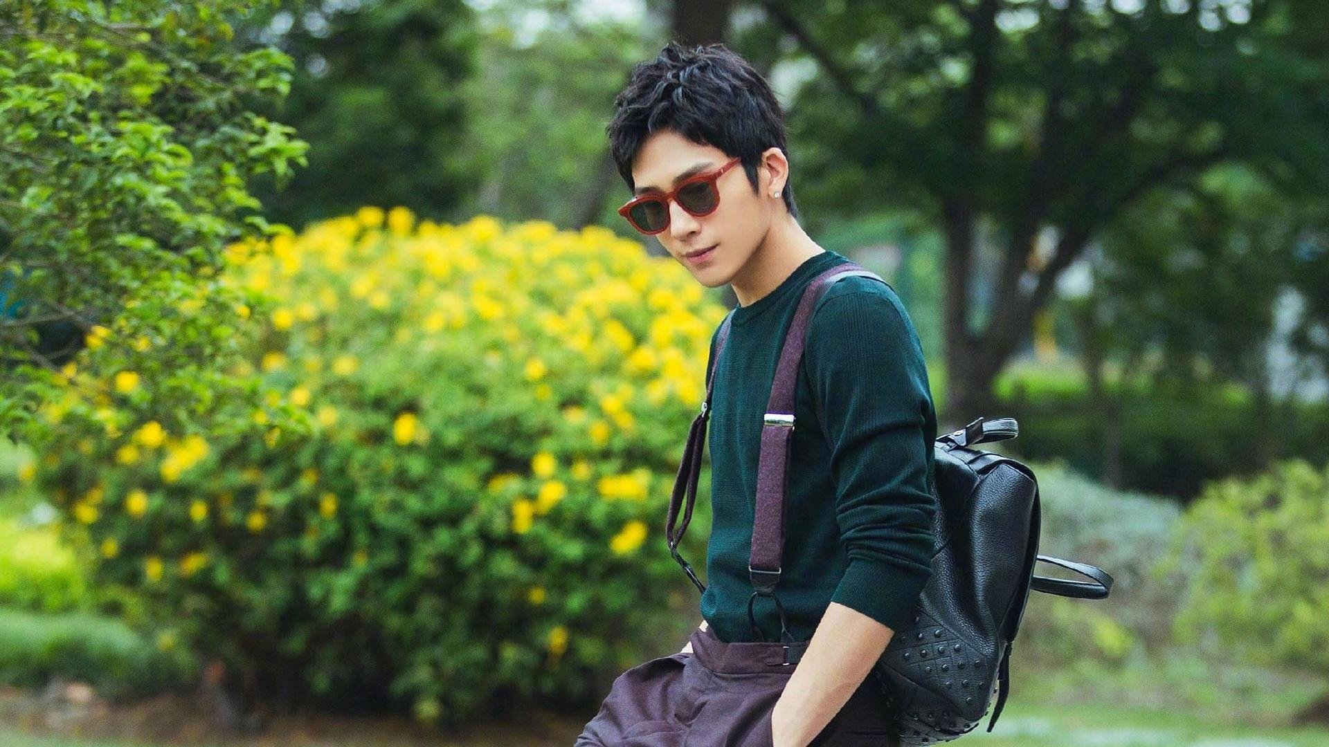 橙衣与银箭，哈弗茨在巴林用足球思维接管F1赛道