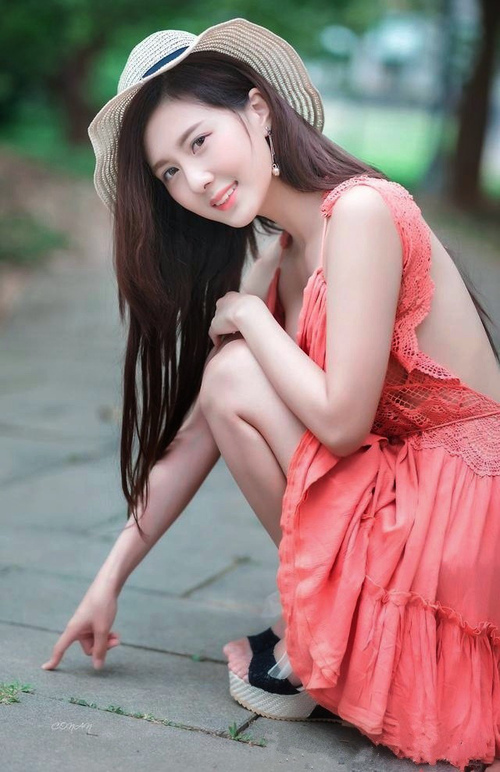 双线闪耀，凯塞多定义中场艺术，喀麦隆雄狮碾碎南美壁垒