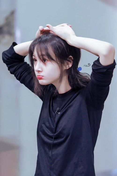 双星辉映，从法国男篮单节风暴到格列兹曼的德甲制霸之夜