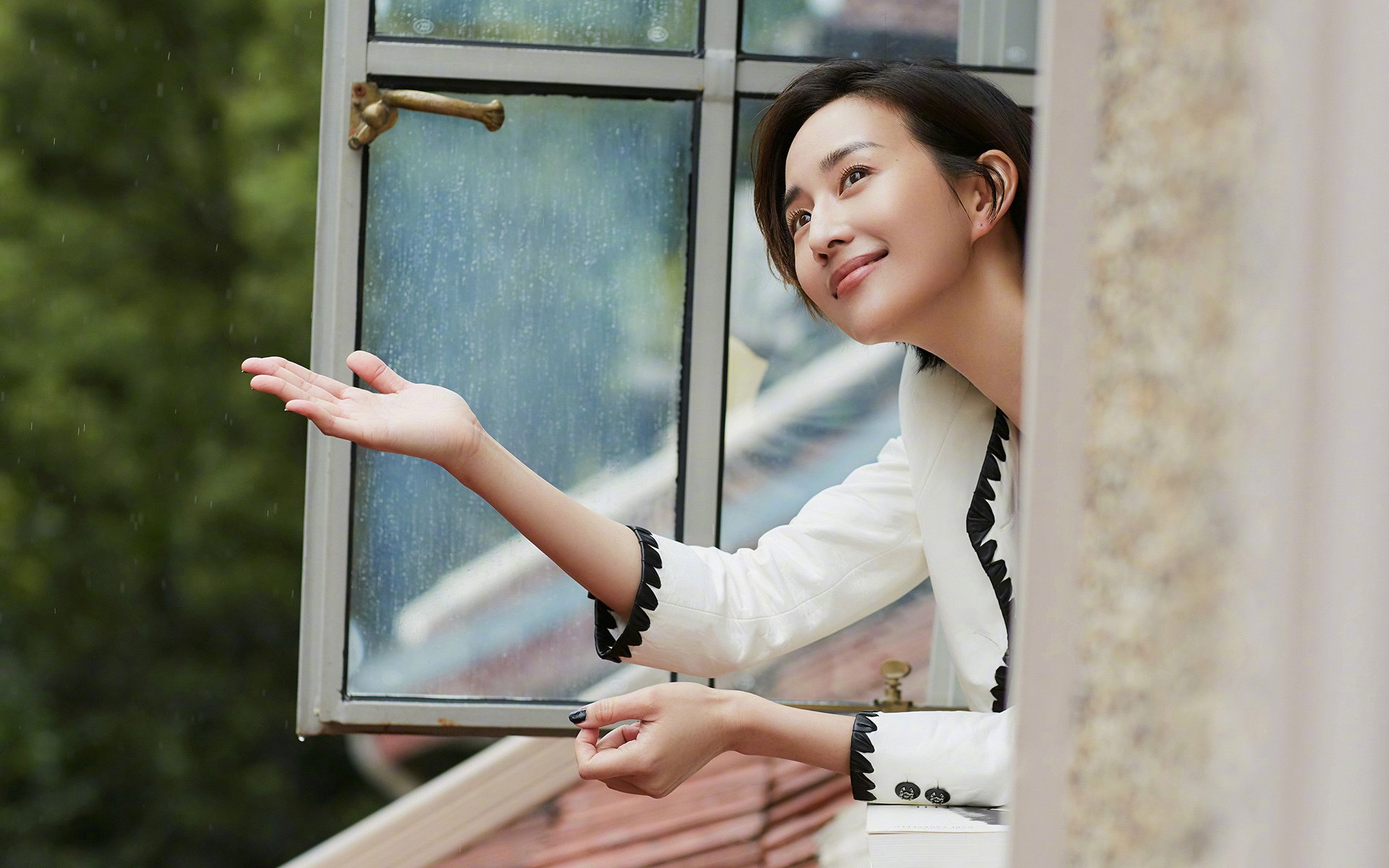 逆袭的寓言，从喀麦隆的翻盘到穆勒的接管—论关键时刻的破局者神话