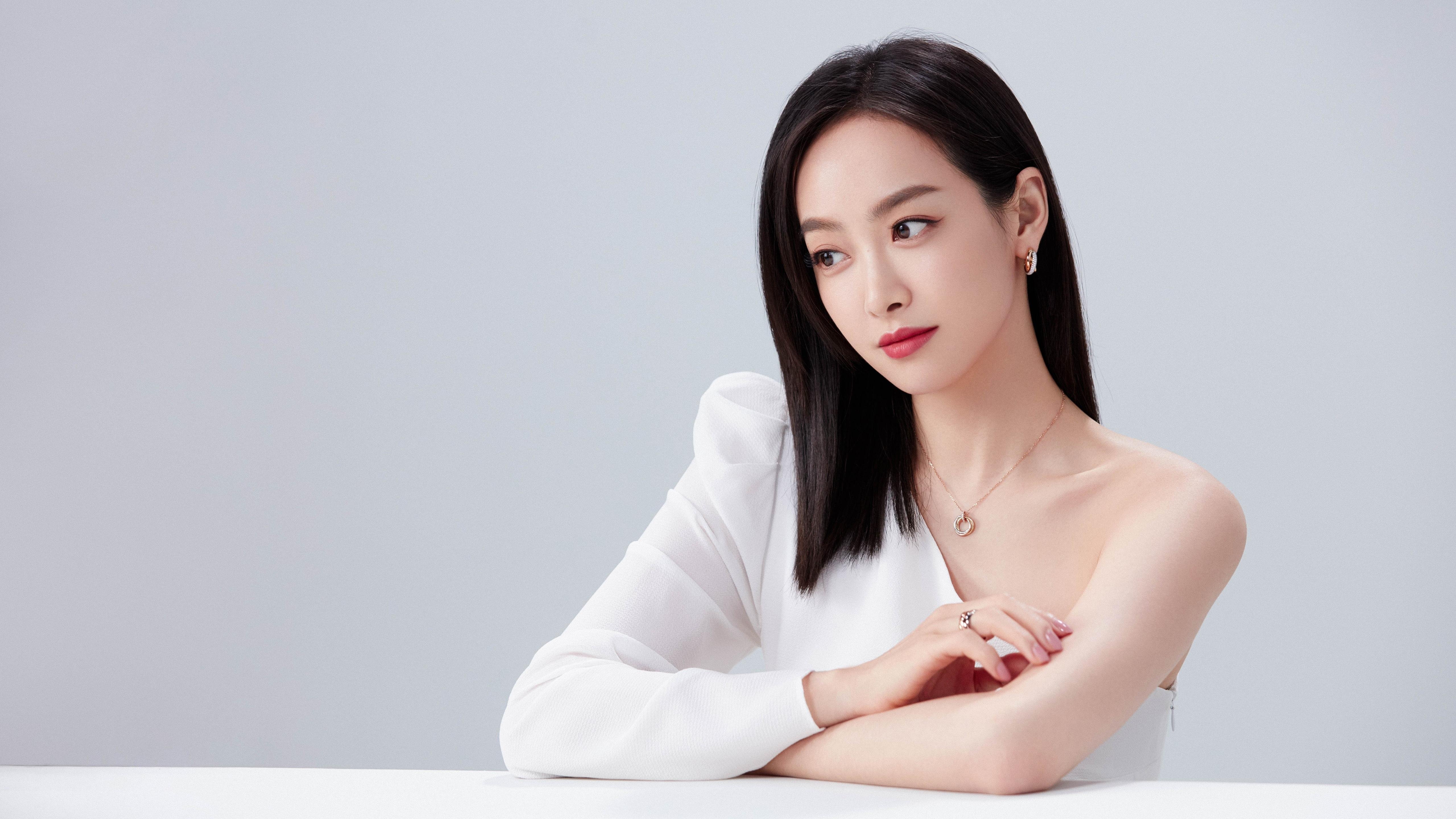 莱万帽子戏法导演逆转！潜水艇加时鏖战擒紫百合