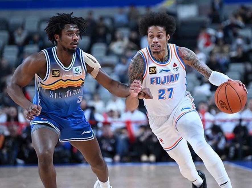 奥运周期关键战焦点战，开拓者末节带走魔术