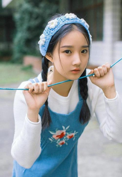 足坛巨星闪耀NBA之夜,当卢卡库成为总决赛的意外焦点