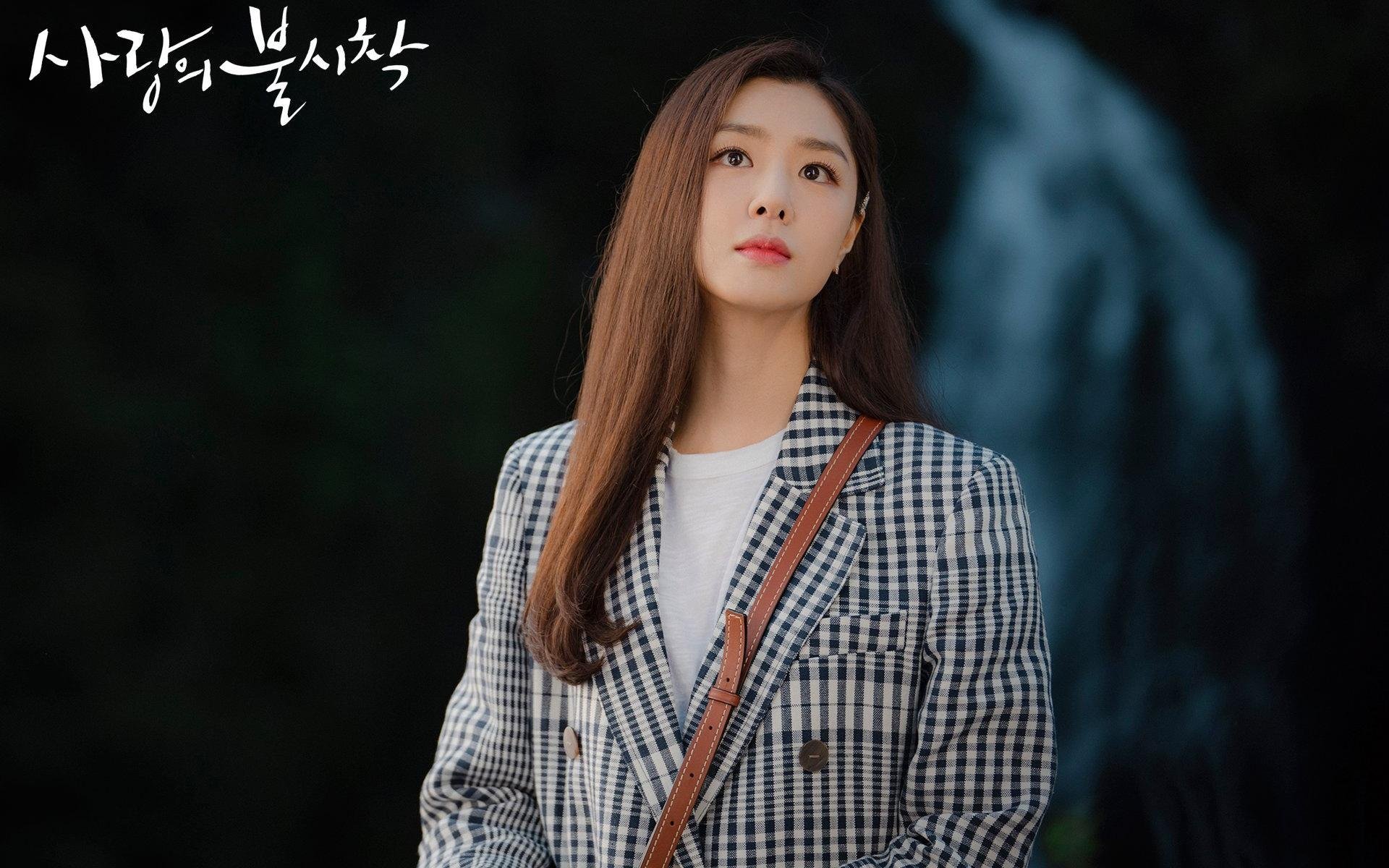 不止进球的疯狂,当绿茵场的鏖战遇上篮球馆的单节风暴