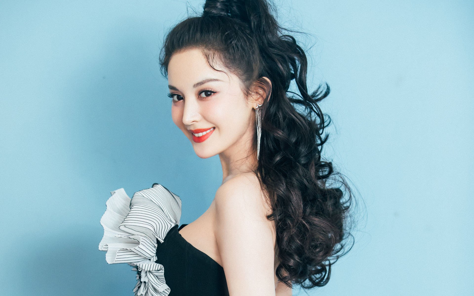 绝境亮剑!小贾伦48分生涯夜 吉林压哨三分险胜新疆